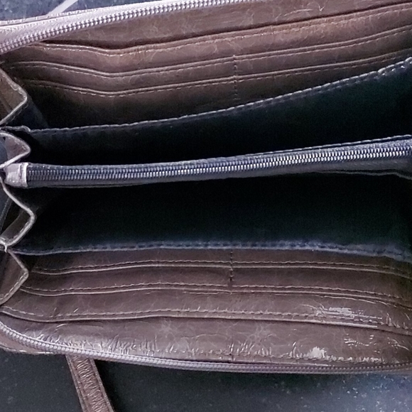 Guess Clutch - Picture 3 of 5